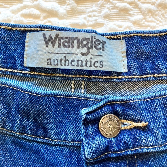Men’s Wrangler Jeans - Picture 5 of 12
